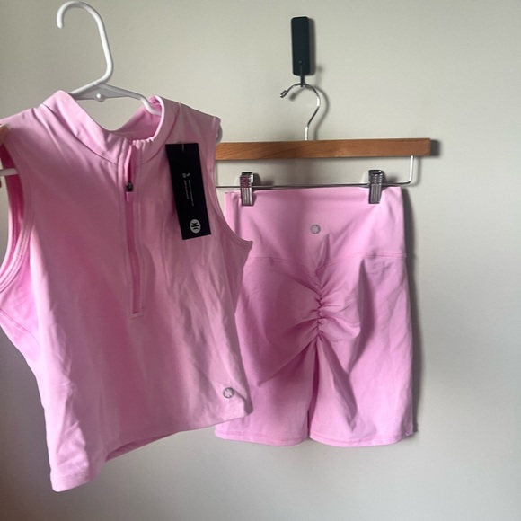 Astoria Set - Picture 1 of 1